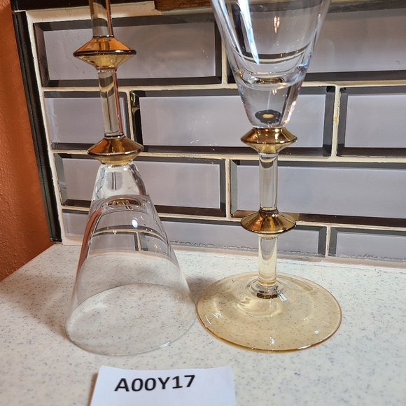 Wine glasses for sale - Picture 8 of 8